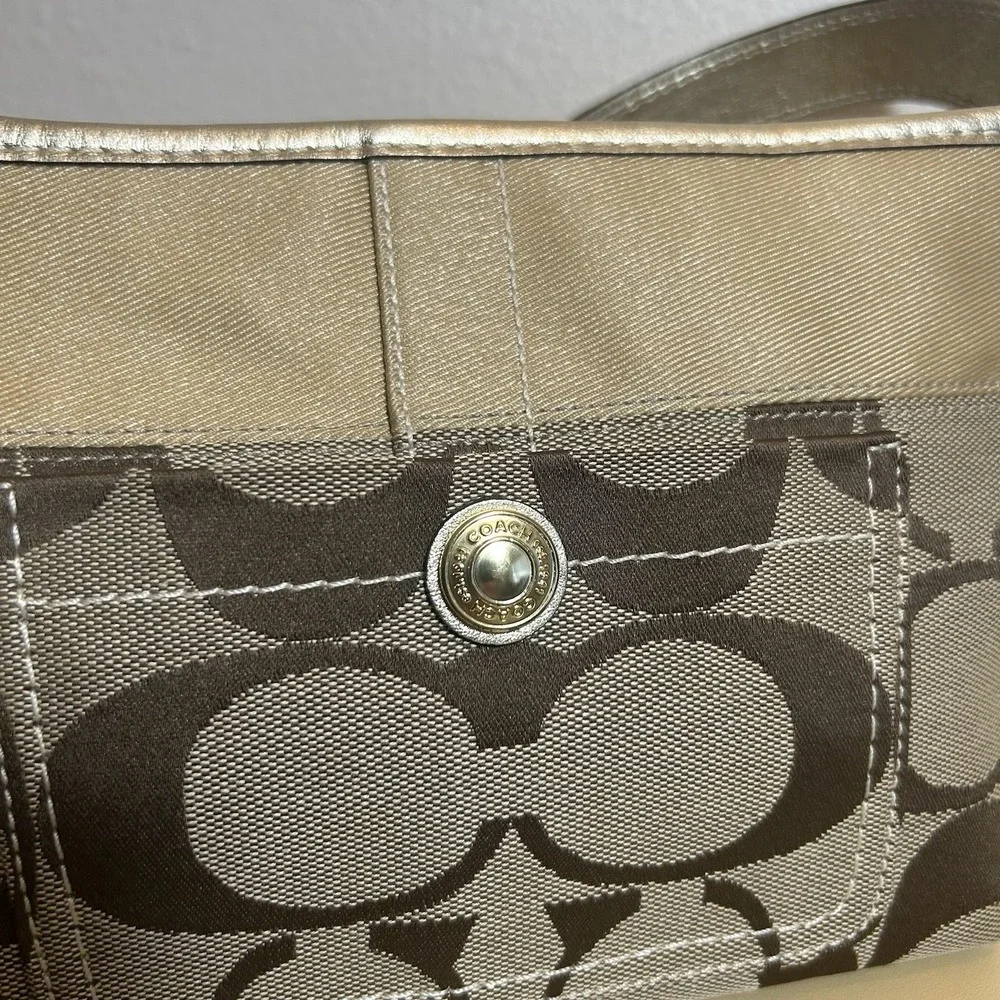 Coach Y2K Signature Canvas Jacquard Baguette 2007 Shoulder Bag/Purse Gold Hardwa